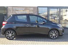 Toyota Yaris (2020) thumbnail 5