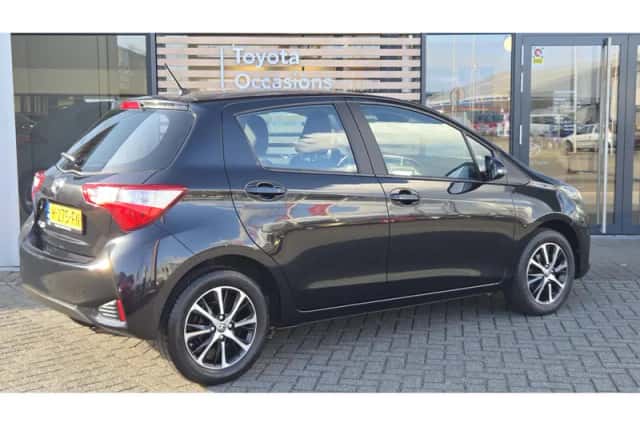 Toyota Yaris (2020) thumbnail 7