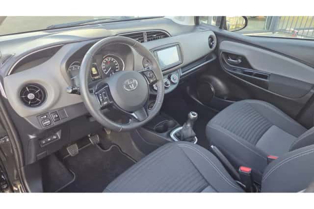 Toyota Yaris (2020) thumbnail 8