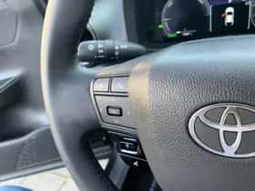 Toyota C-HR (2024) thumbnail 19