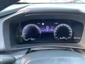 Toyota C-HR (2024) thumbnail 20