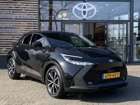 Toyota C-HR (2024) thumbnail 3