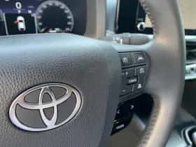Toyota C-HR (2024) thumbnail 21