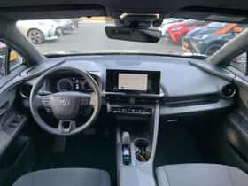 Toyota C-HR (2024) thumbnail 10