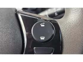 Toyota Aygo (2018) thumbnail 12