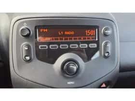 Toyota Aygo (2018) thumbnail 14