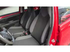 Toyota Aygo (2018) thumbnail 9
