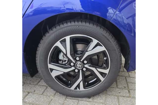 Toyota Yaris (2025) thumbnail 15