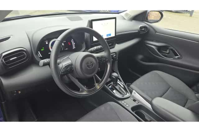 Toyota Yaris (2025) thumbnail 10