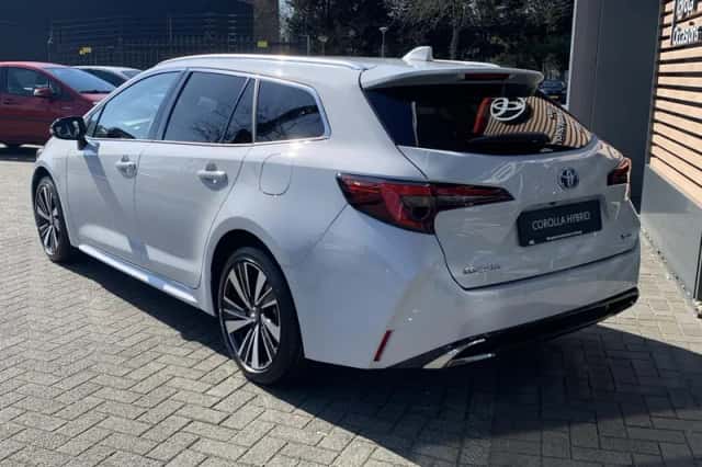 Toyota Corolla (2026) thumbnail 3