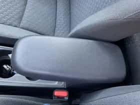 Toyota Yaris Cross (2024) thumbnail 27
