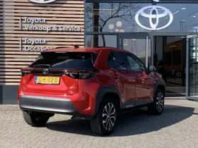 Toyota Yaris Cross (2024) thumbnail 4