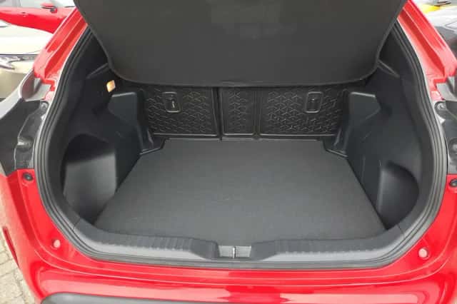 Toyota Yaris Cross (2023) thumbnail 25