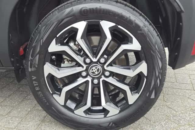 Toyota Yaris Cross (2023) thumbnail 9