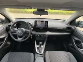 Toyota Yaris (2024) thumbnail 11