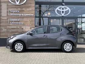 Toyota Yaris (2024) thumbnail 8