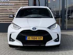 Toyota Yaris (2023) thumbnail 2