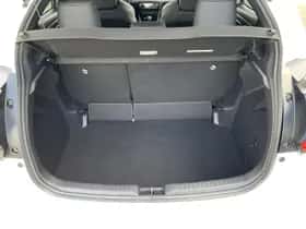 Toyota Yaris (2023) thumbnail 16
