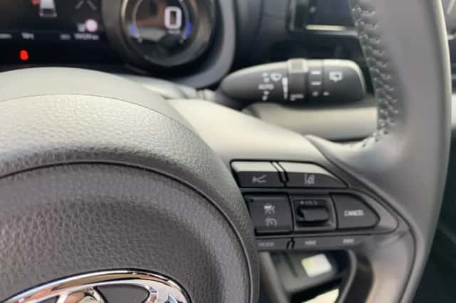 Toyota Yaris (2023) thumbnail 20