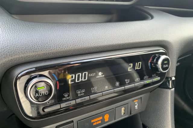 Toyota Yaris (2023) thumbnail 26