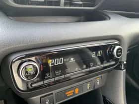 Toyota Yaris (2023) thumbnail 26