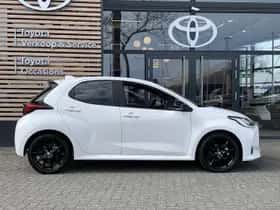 Toyota Yaris (2023) thumbnail 4