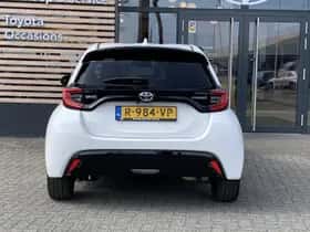 Toyota Yaris (2023) thumbnail 6