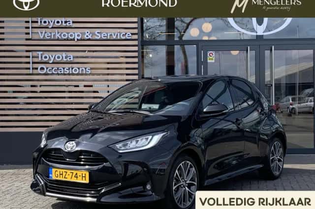 Toyota Yaris (2024) thumbnail 1