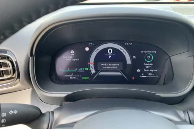 Toyota Yaris (2024) thumbnail 21