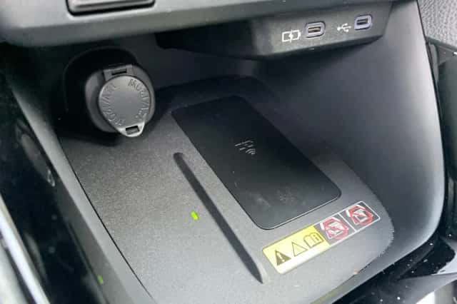 Toyota Yaris (2024) thumbnail 30