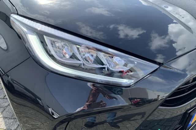 Toyota Yaris (2024) thumbnail 9
