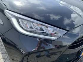 Toyota Yaris (2024) thumbnail 9