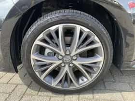 Toyota Yaris (2024) thumbnail 10