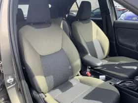 Toyota Yaris Cross (2024) thumbnail 14