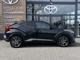 Toyota C-HR (2017) thumbnail 4