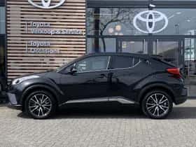 Toyota C-HR (2017) thumbnail 8
