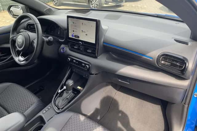Toyota Yaris (2024) thumbnail 11