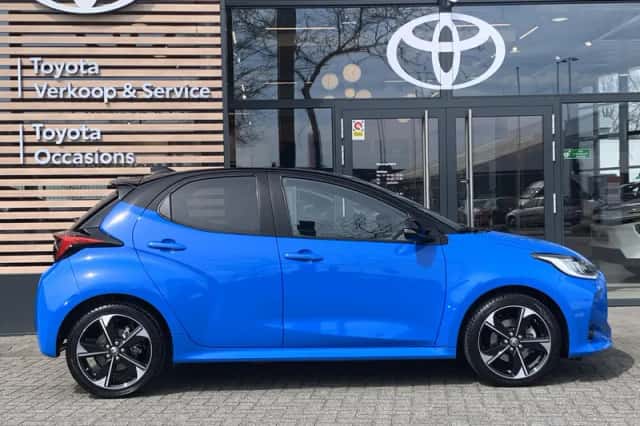 Toyota Yaris (2024) thumbnail 4