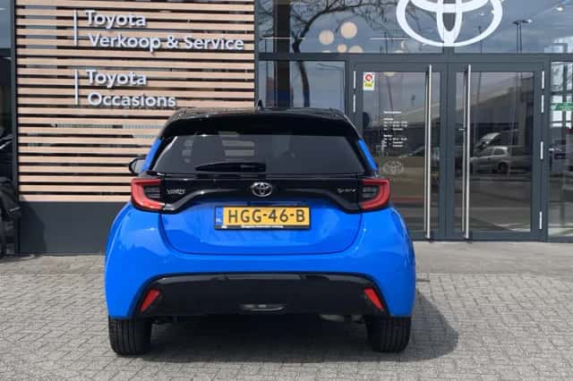 Toyota Yaris (2024) thumbnail 6