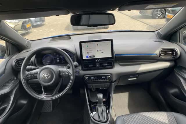 Toyota Yaris (2024) thumbnail 10