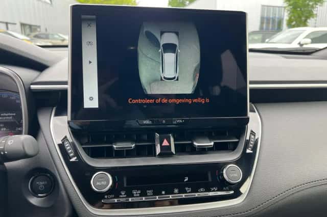 Toyota Corolla (2025) thumbnail 15