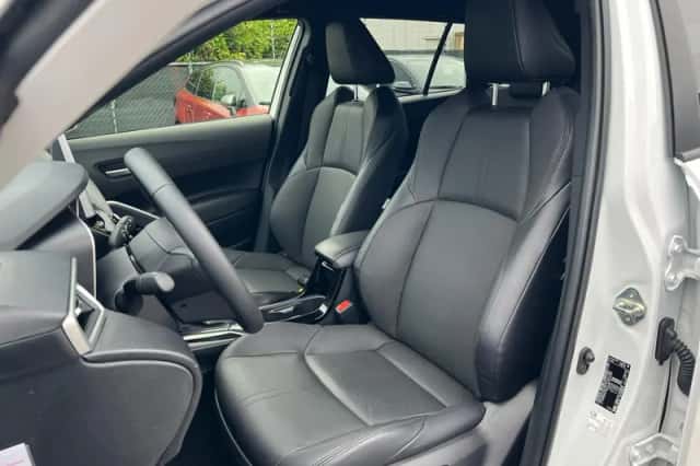 Toyota Corolla (2025) thumbnail 9