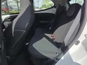 Toyota Aygo (2021) thumbnail 11