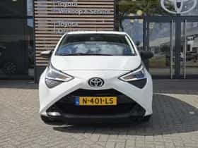 Toyota Aygo (2021) thumbnail 3