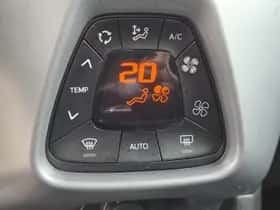 Toyota Aygo (2019) thumbnail 11