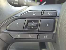Toyota Yaris Cross (2023) thumbnail 16