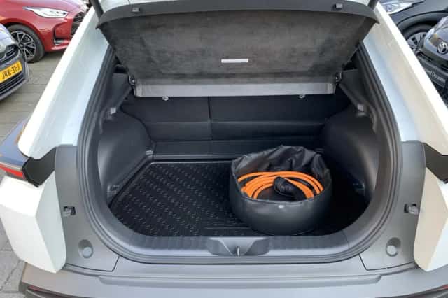 Toyota C-HR+ (2026) thumbnail 17