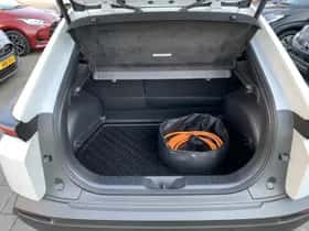 Toyota C-HR+ (2026) thumbnail 17