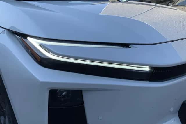Toyota C-HR+ (2026) thumbnail 9