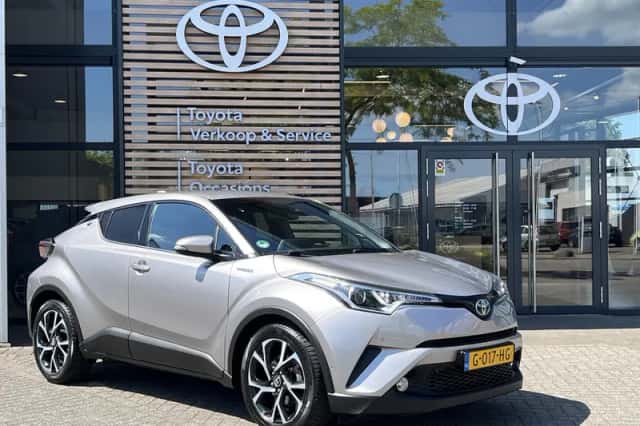 Toyota C-HR (2019) thumbnail 7